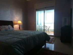 bel appartement à fnideq pour location